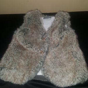 Fur vest By: Les Petits Soleils